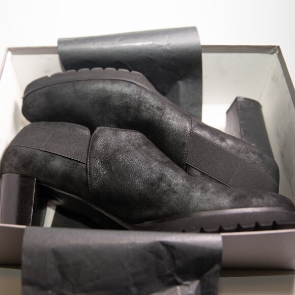 Amalfi metallic black suede US 11 heel - Picture 9 of 13
